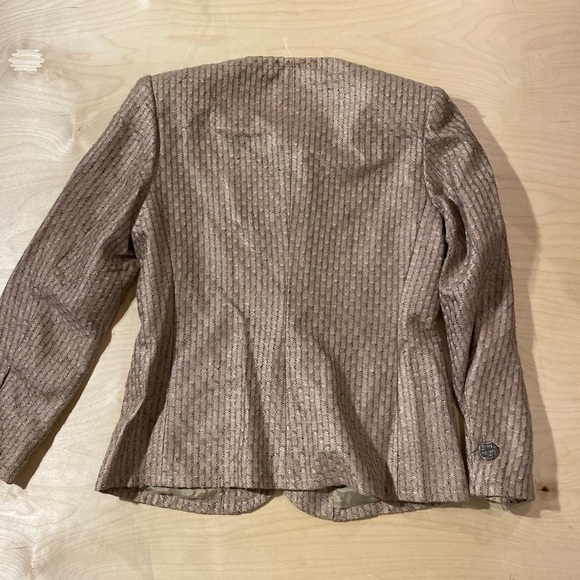 Ann May 100% Woven Silk Blazer size 10 (BT) - Picture 11 of 14